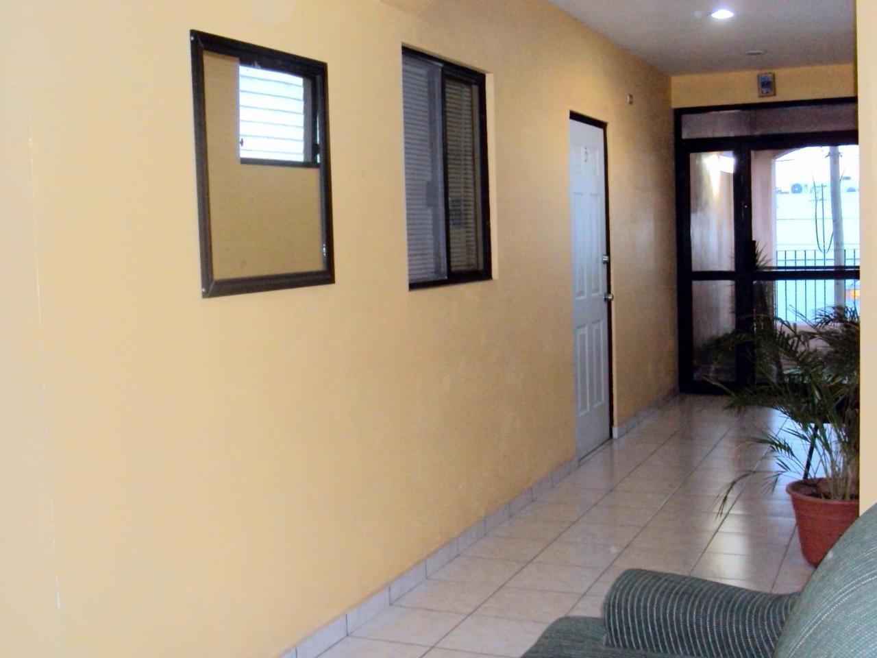 El Ejecutivo Aparthotel Ciudad Obregón エクステリア 写真