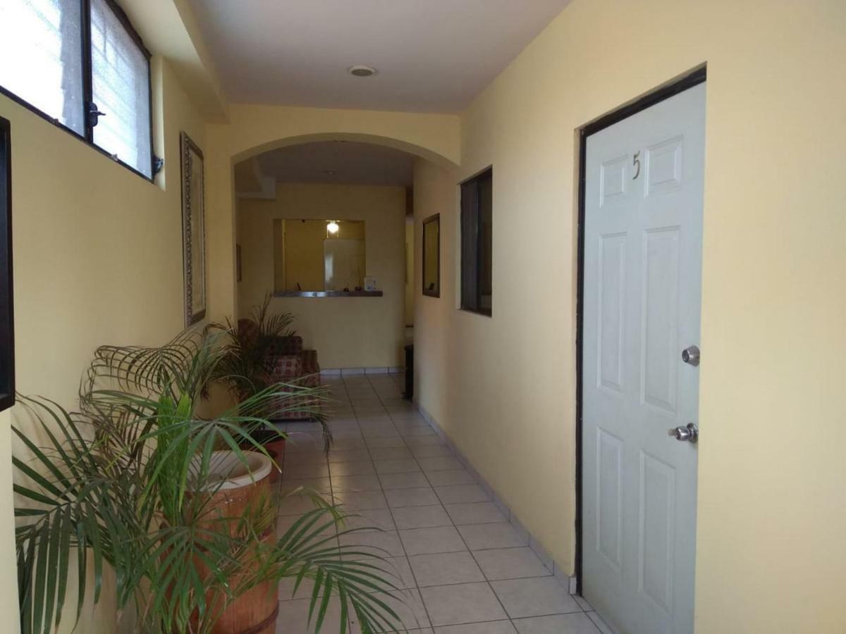 El Ejecutivo Aparthotel Ciudad Obregón エクステリア 写真
